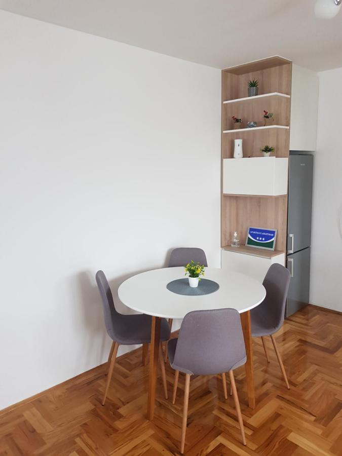 S&D Apartman Lukavica ภายนอก รูปภาพ
