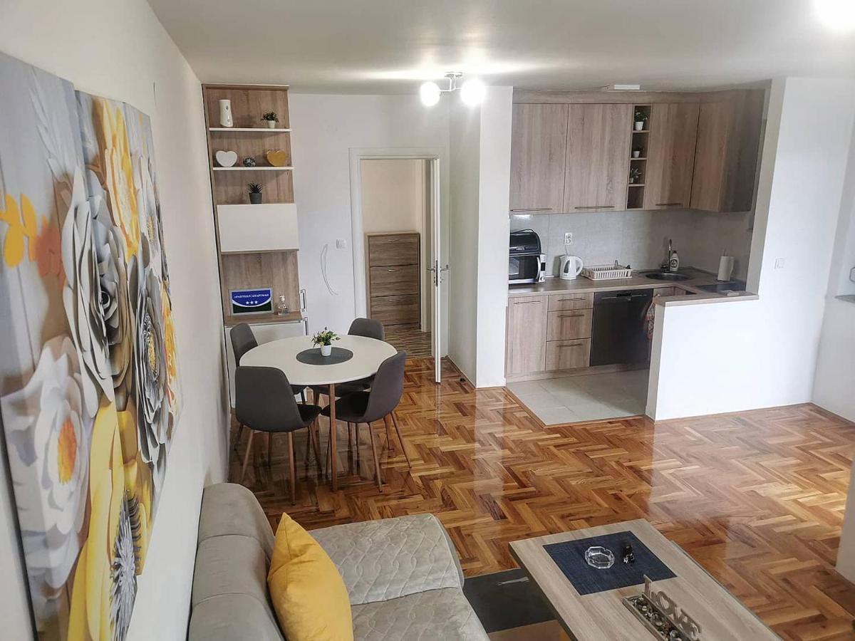 S&D Apartman Lukavica ภายนอก รูปภาพ